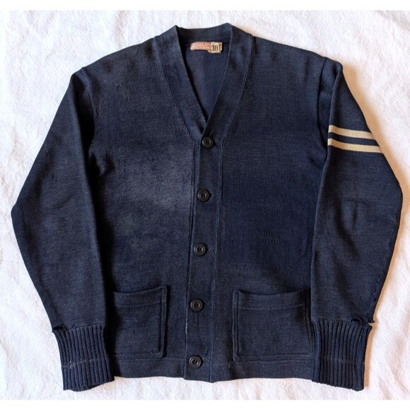 Vintage 40s Cardigan Zombie Thrashed Worn Bailey & Himes Sportswear USA 38 Knit - Picture 1 of 7